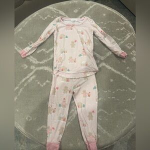 Angel Dear Light Pink Kids Pajama Set with Gingerbread and House Print